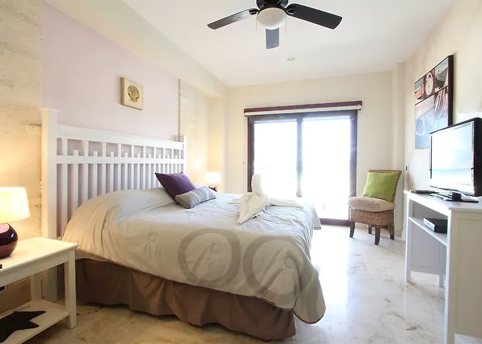 El Faro Oceanfront By Bvr