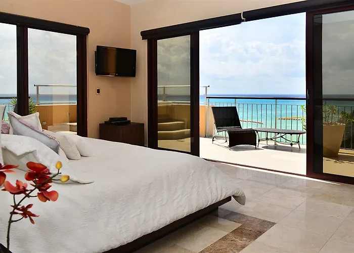 Hotel El Faro Oceanfront By Bvr Playa del Carmen