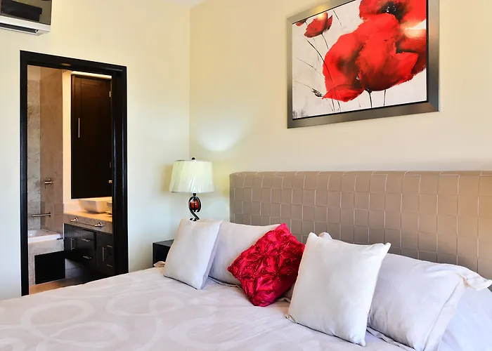 Hotel El Faro Oceanfront By Bvr *