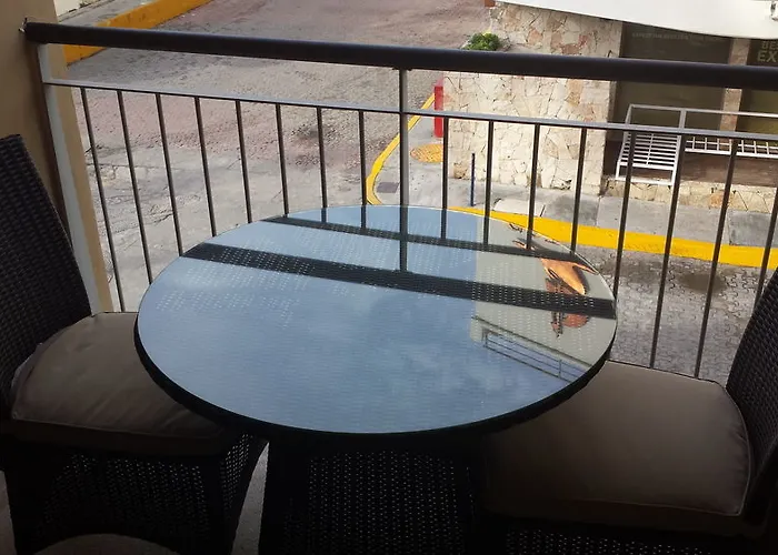 Hotel El Faro Oceanfront By Bvr Playa del Carmen